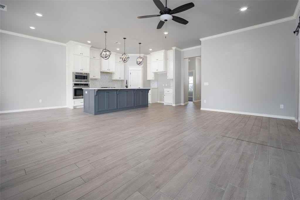 508 Nw 199th St - Photo 5 of 38