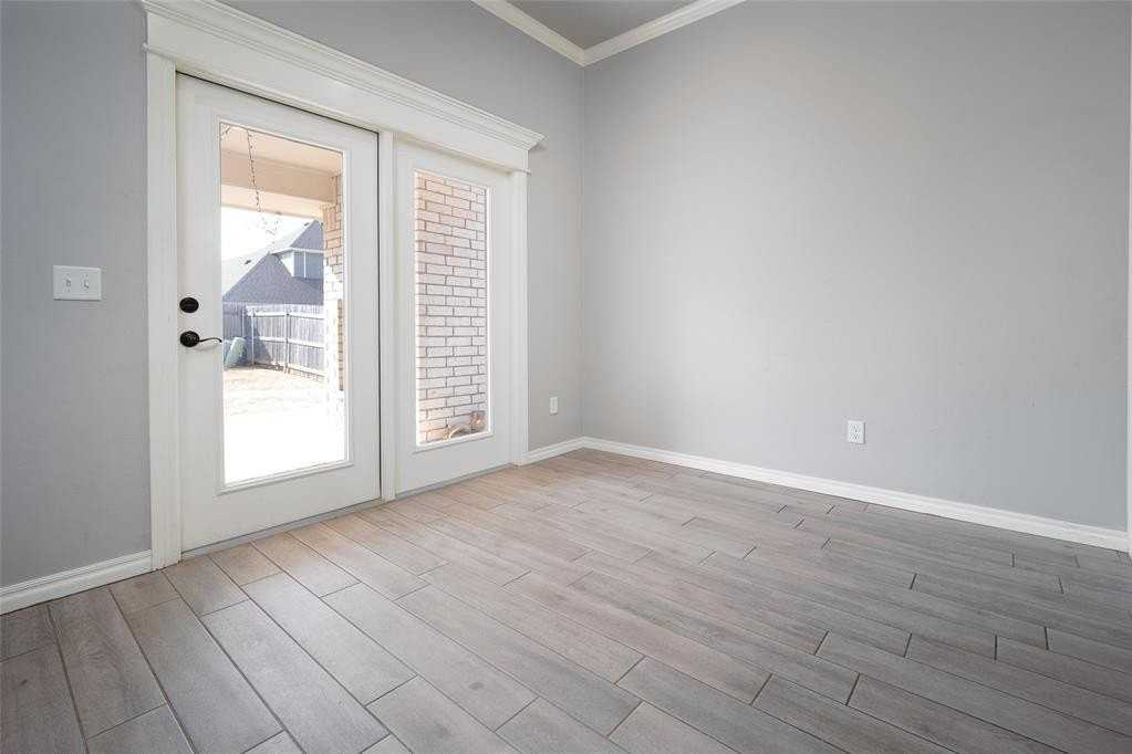 508 Nw 199th St - Photo 7 of 38