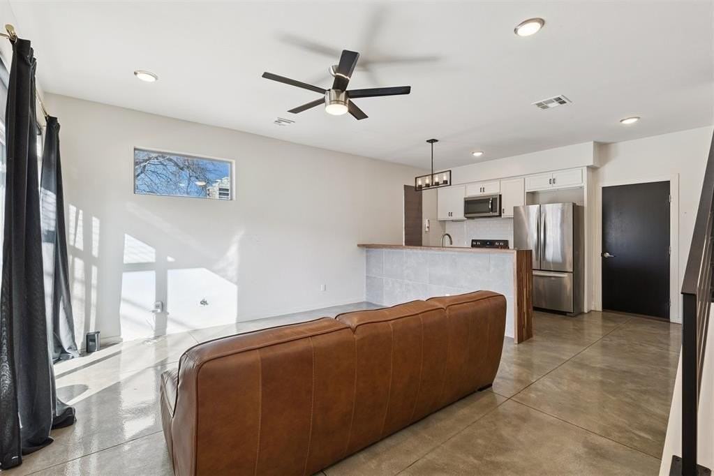 1008 N Francis Ave Unit A #A - Photo 4 of 24