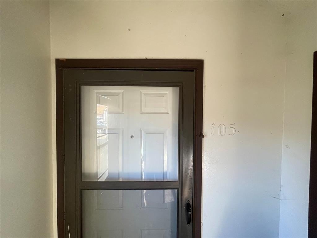 401 12th Ave Se Apt 105 #105 - Photo 4 of 17