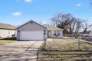 533 N Walker St - Photo 1 of 1