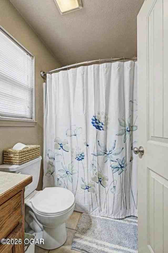 533 N Walker St - Photo 6 of 9