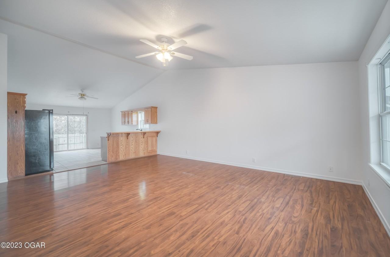 2013 W 2nd St - Photo 3 of 21