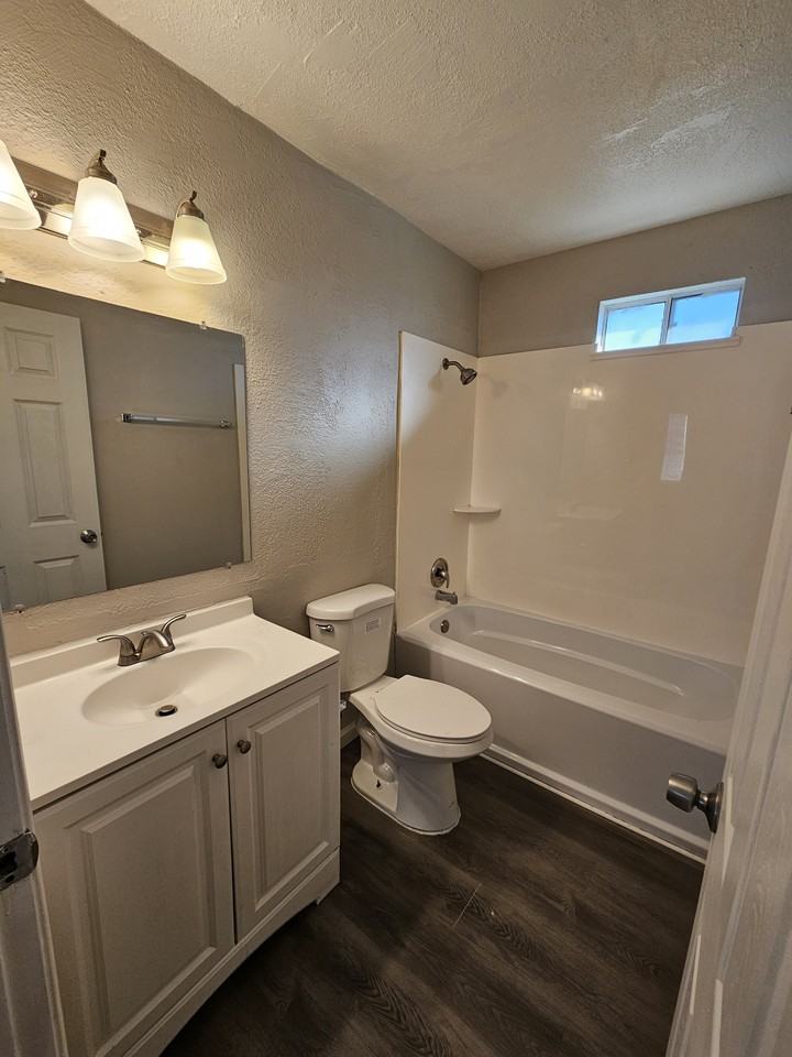 1441 S 14th Ave #2 - Photo 5 of 10