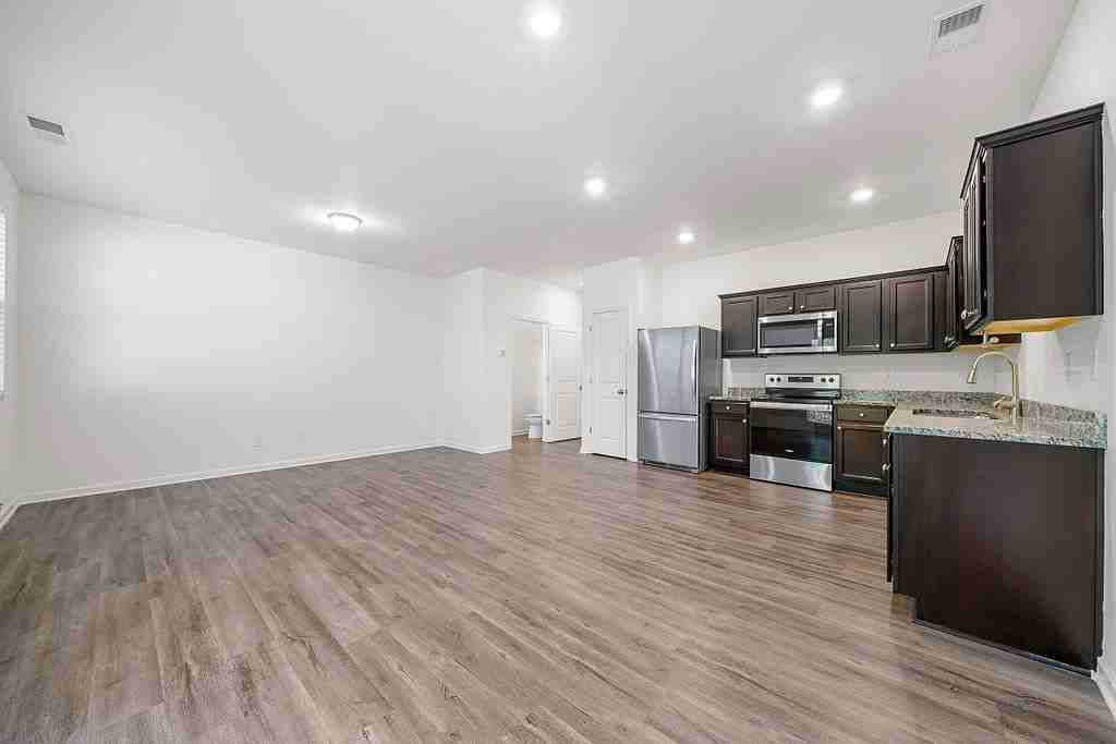 104 Silver Star Way #1 - Photo 4 of 17