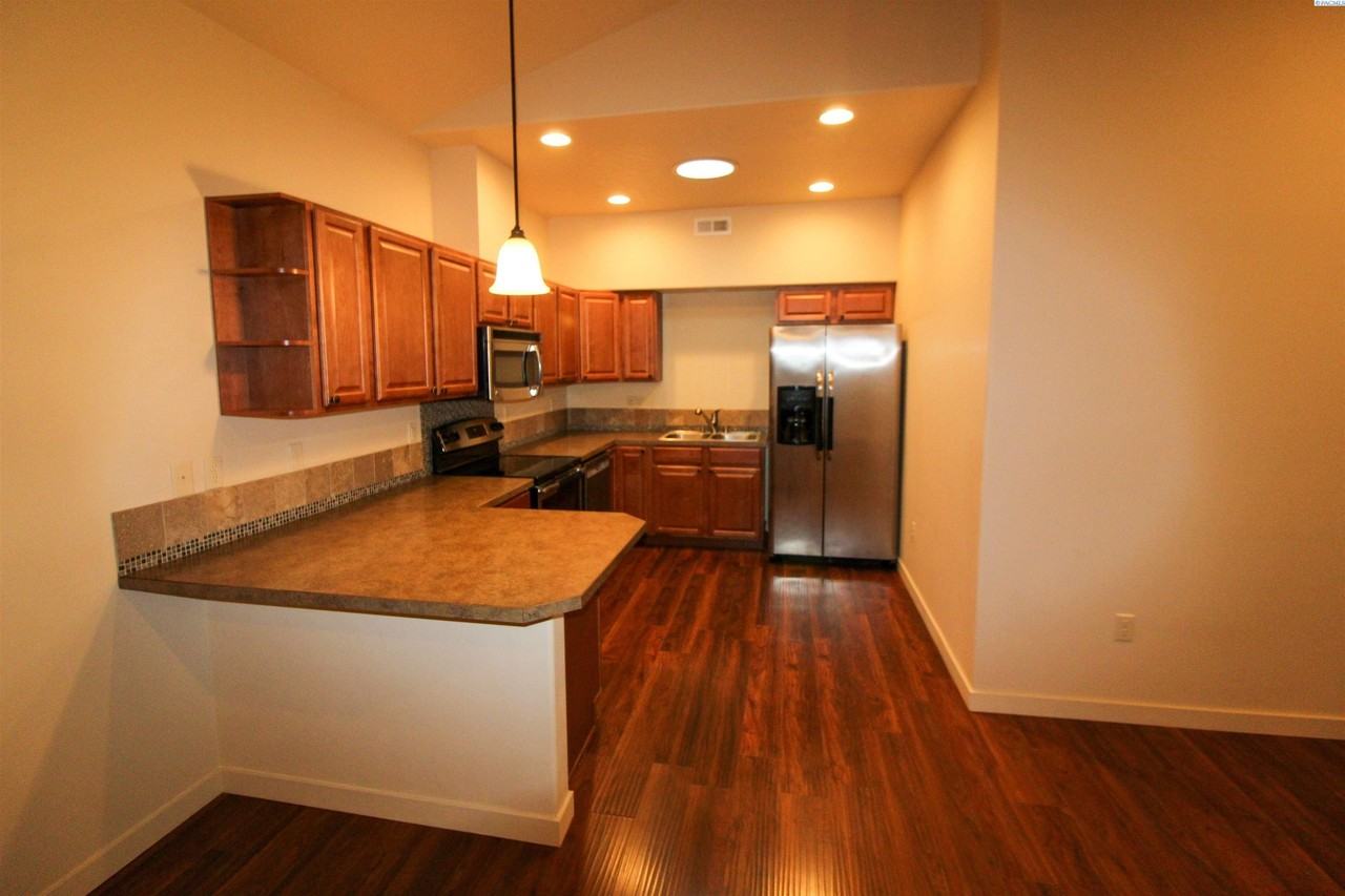 2790 W 30th Pl - Photo 3 of 20