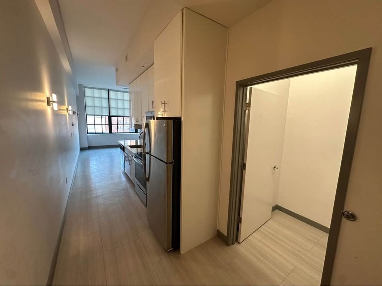 Sixth Street Exchange - Photo 2 of 21