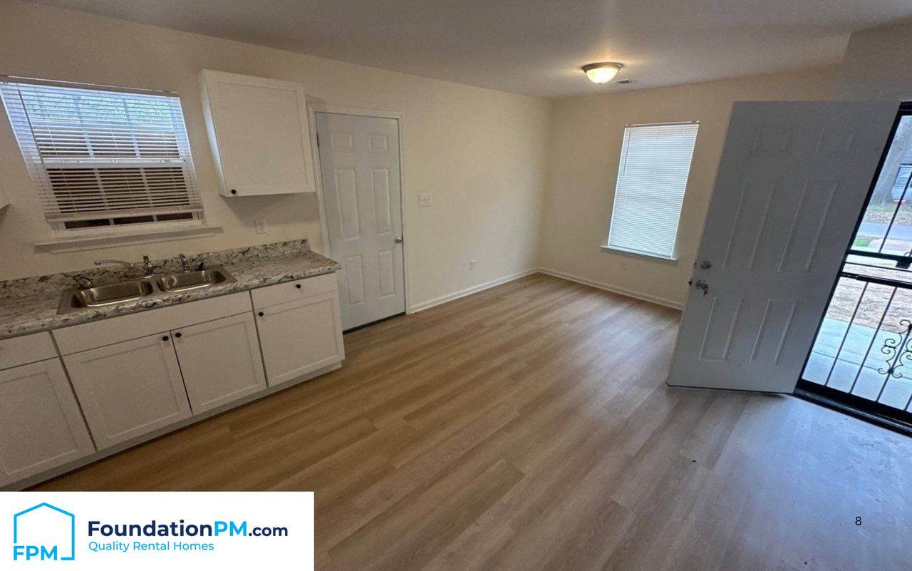 388 Bonnell Ave #1 - Photo 5 of 18