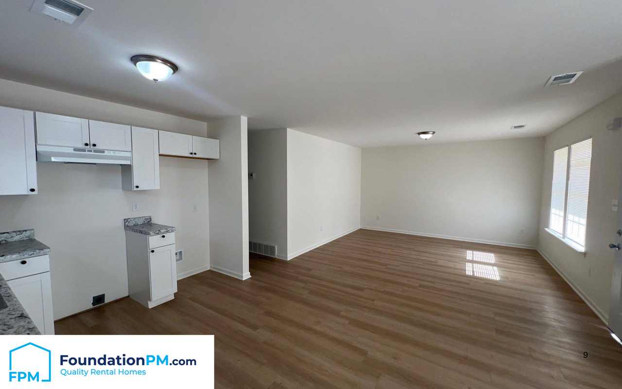 388 Bonnell Ave #1 - Photo 6 of 18