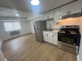 featured image of 500 N Montgomery Ave