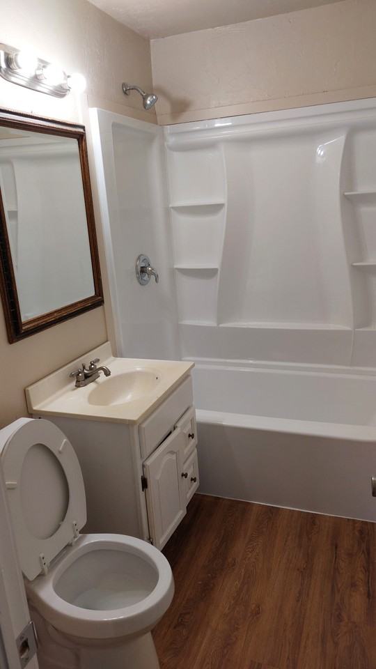 4429 Se 39th St #1 - Photo 2 of 6