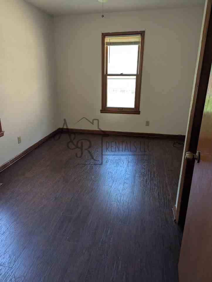 115 W Monroe St #1 - Photo 5 of 23