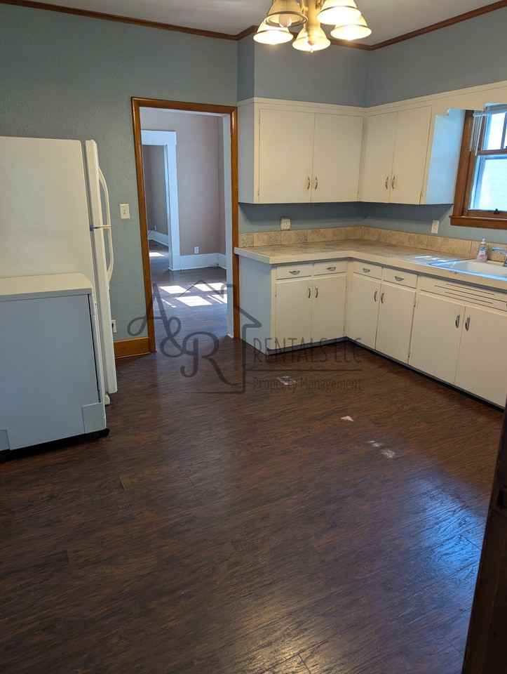 115 W Monroe St #1 - Photo 7 of 23