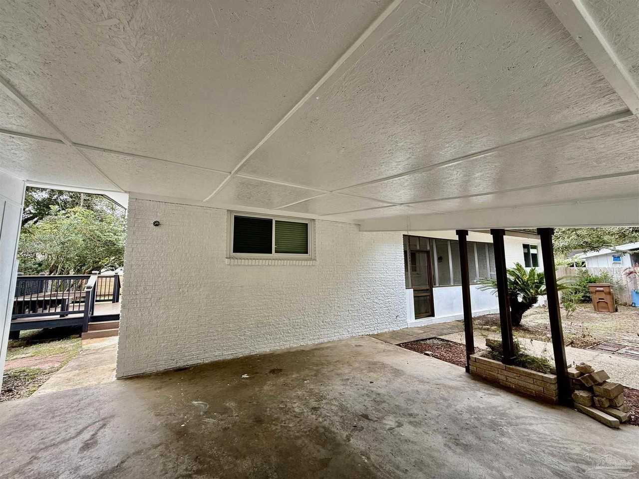 205 Fairpoint Dr - Photo 5 of 29