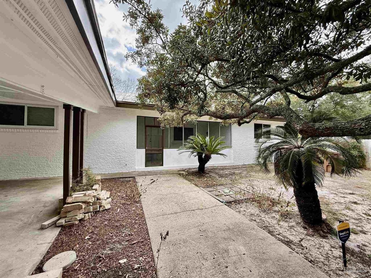 205 Fairpoint Dr - Photo 6 of 29