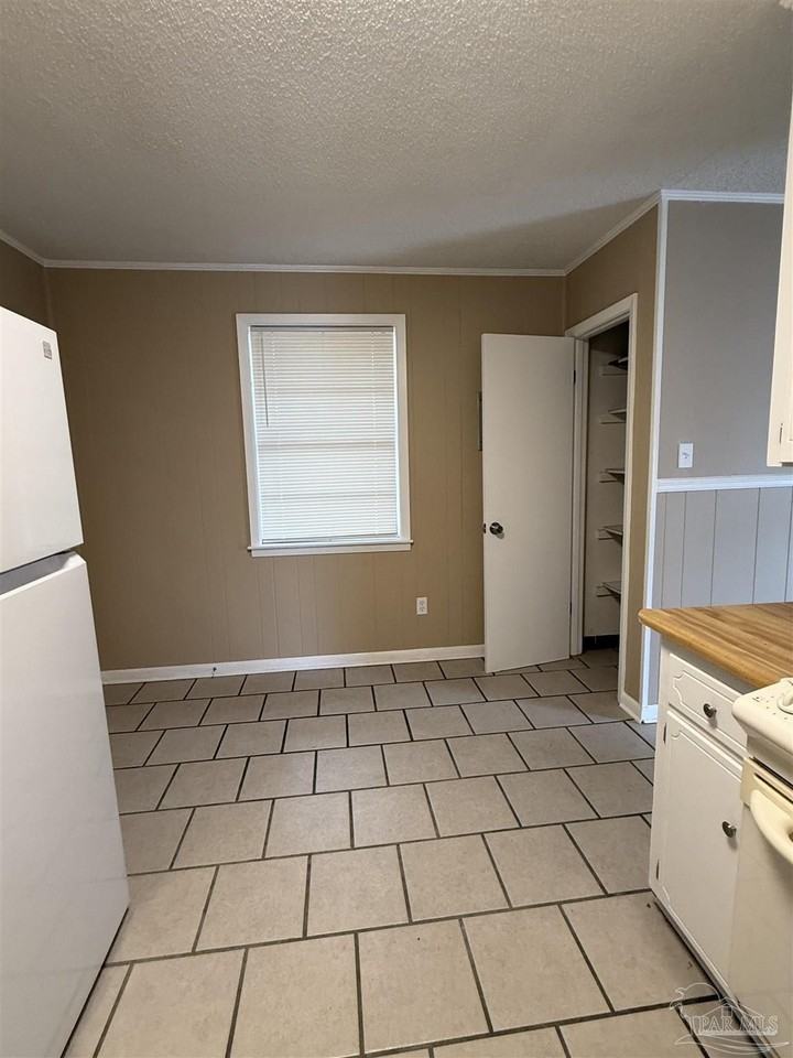 2605 Talbert St Unit B #B - Photo 5 of 7