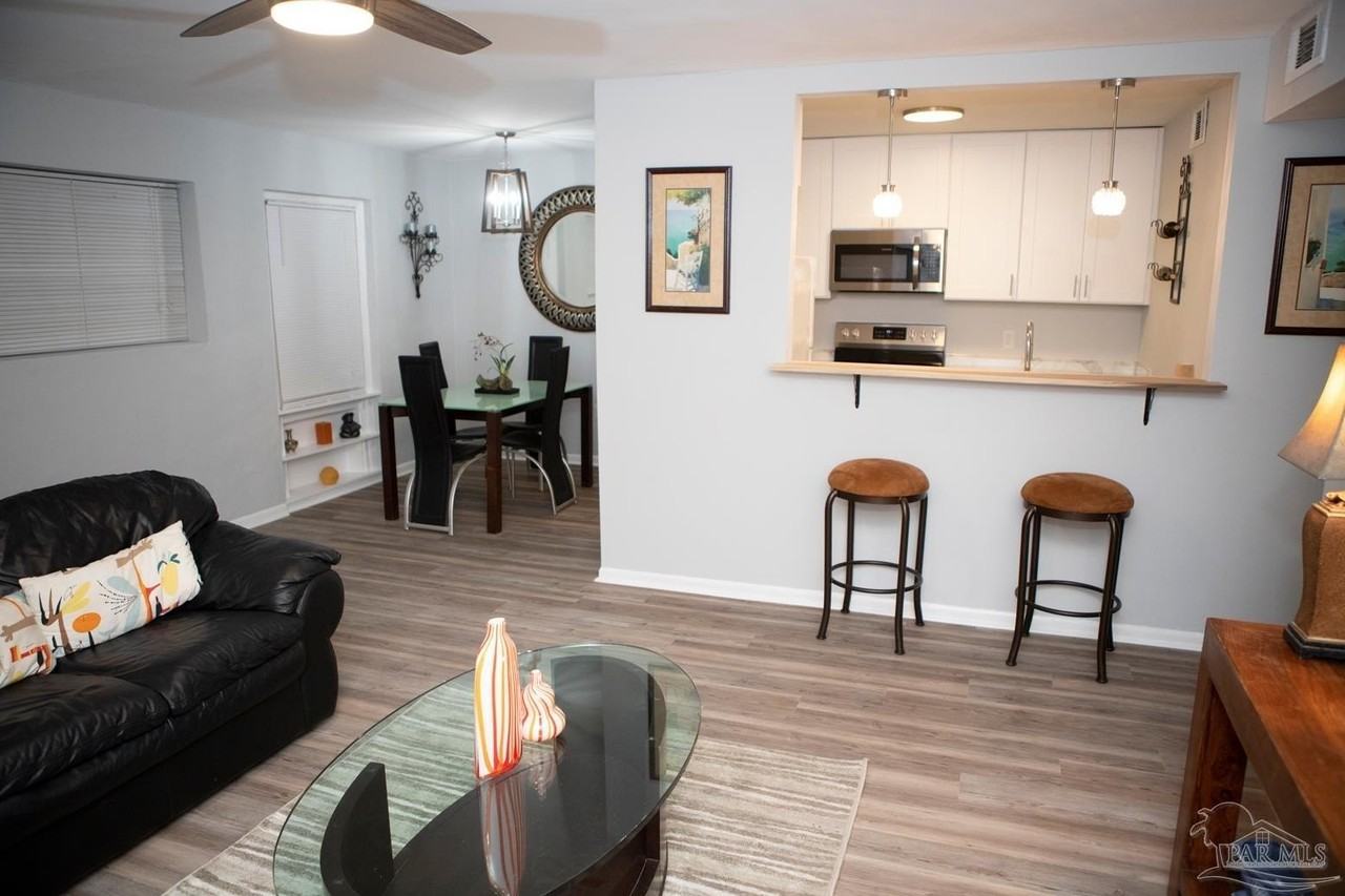 300 Bayou Blvd Apt 106 #106 - Photo 6 of 34