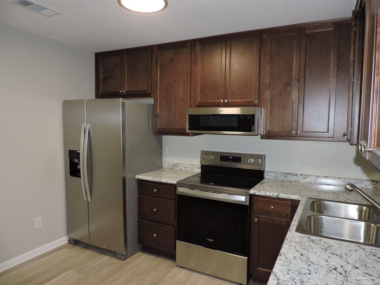 5094 Yacht Harbor Cir - Photo 7 of 18