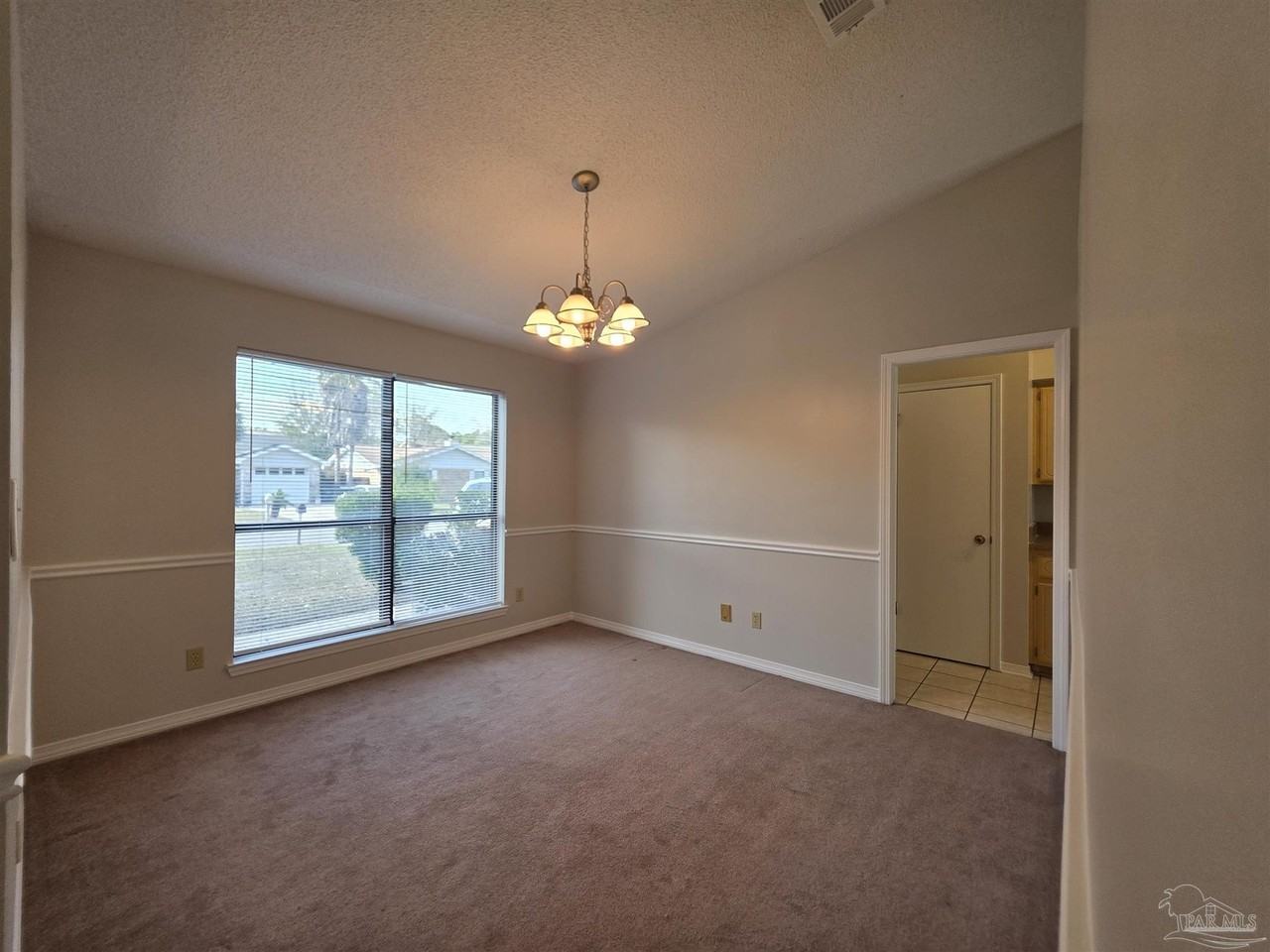 824 Lavon Dr - Photo 7 of 34