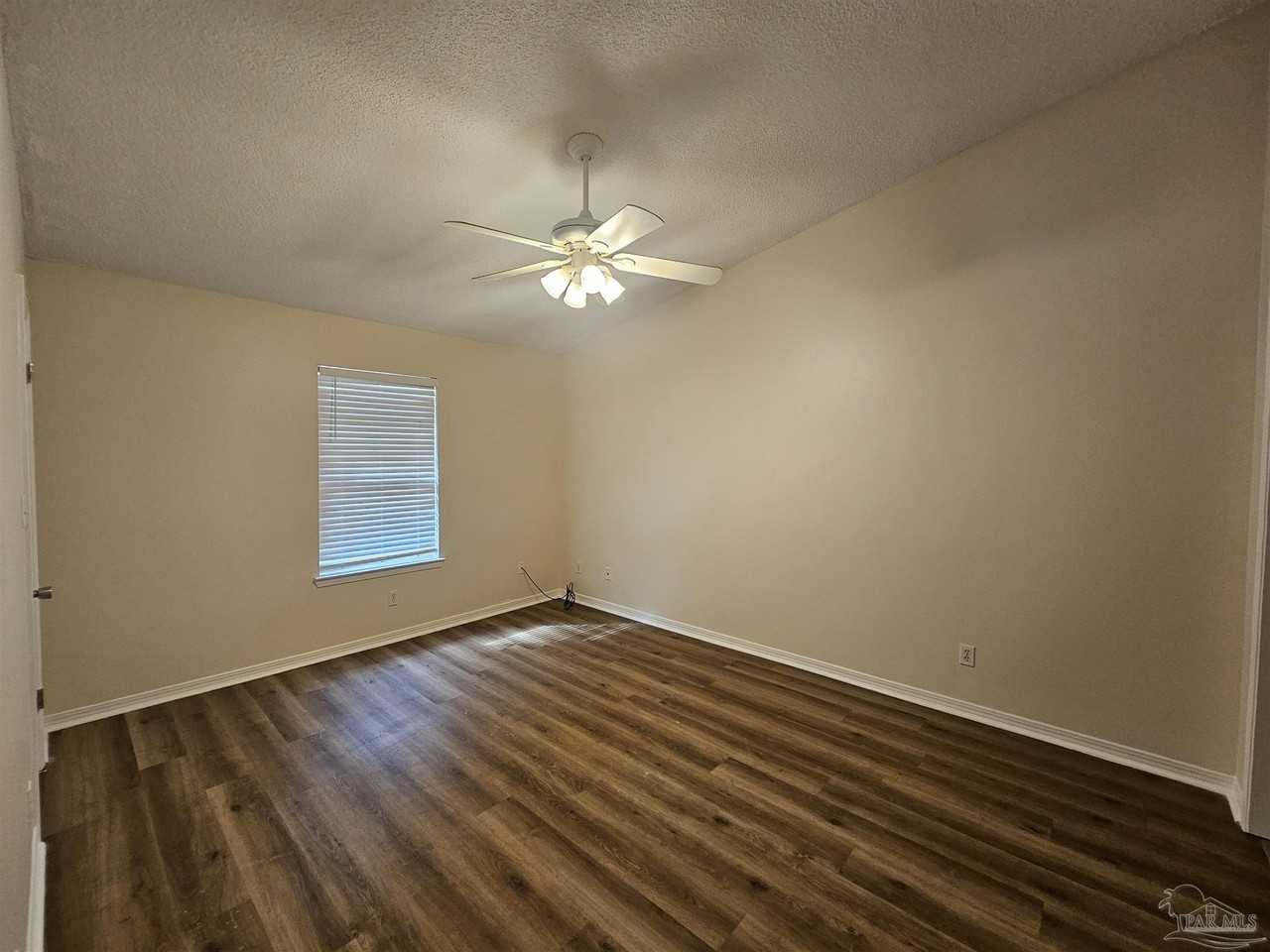 3386 Pine Forest Rd - Photo 6 of 8