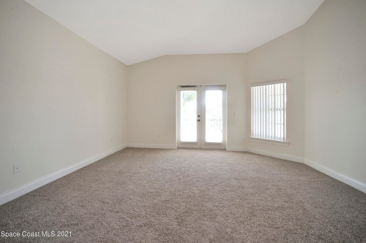 117 Lancha Circle - 201Unit 201 #201 - Photo 7 of 9