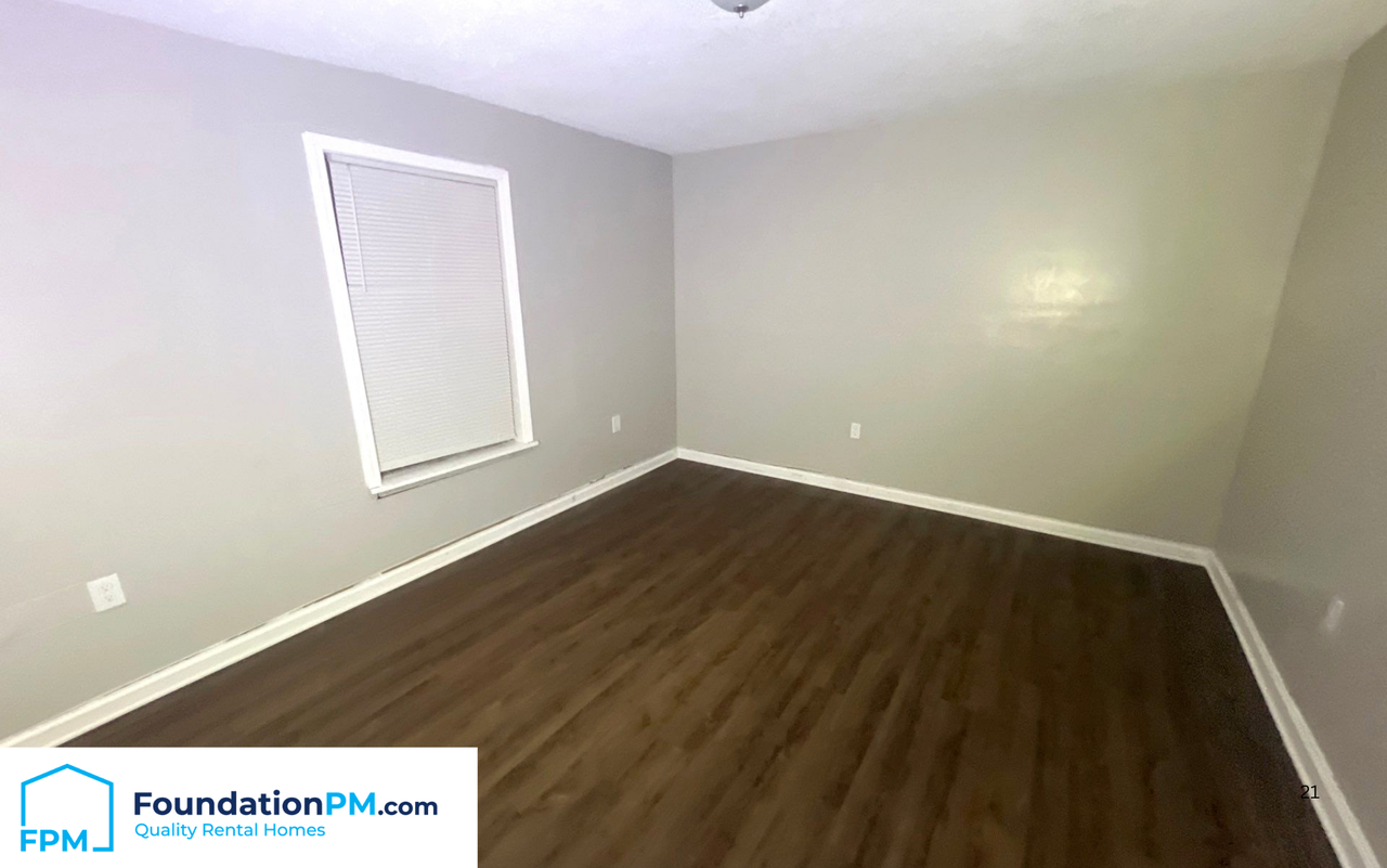 1391 Decatur St #1 - Photo 4 of 5