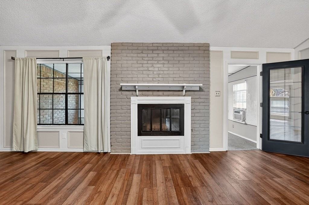 3510 Jordan Ave - Photo 5 of 50