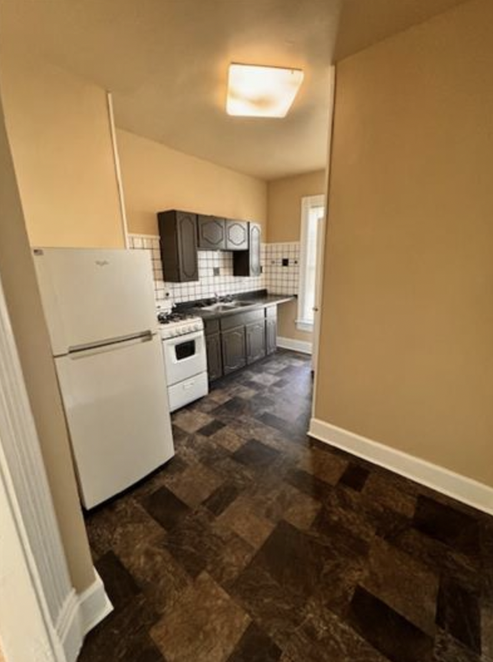 805 Grand AvenueUnit 2 #2 - Photo 4 of 6