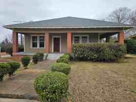 featured image of 111 W Fairview Ave