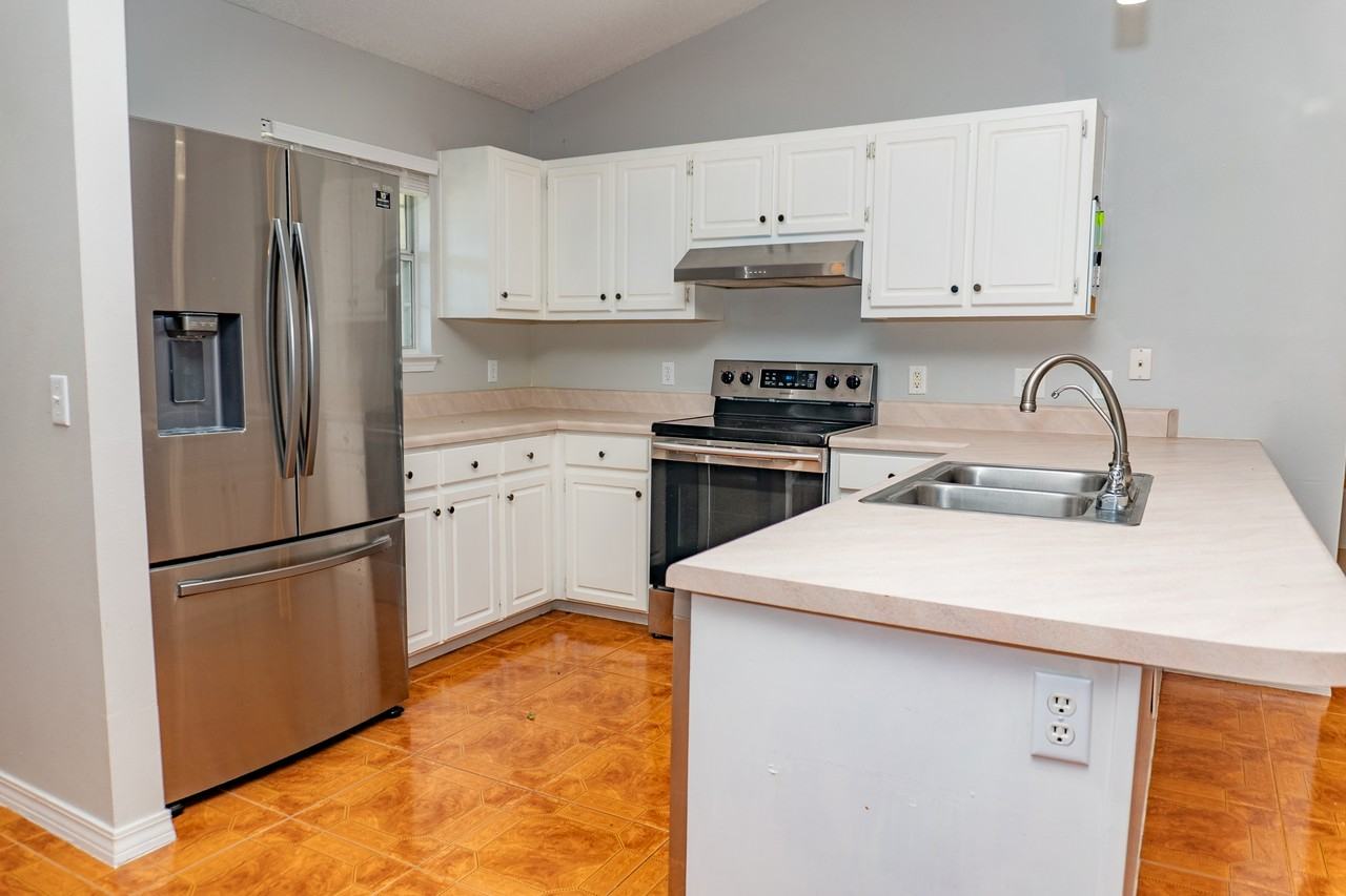 2831 Atoka Trl #373 - Photo 4 of 22