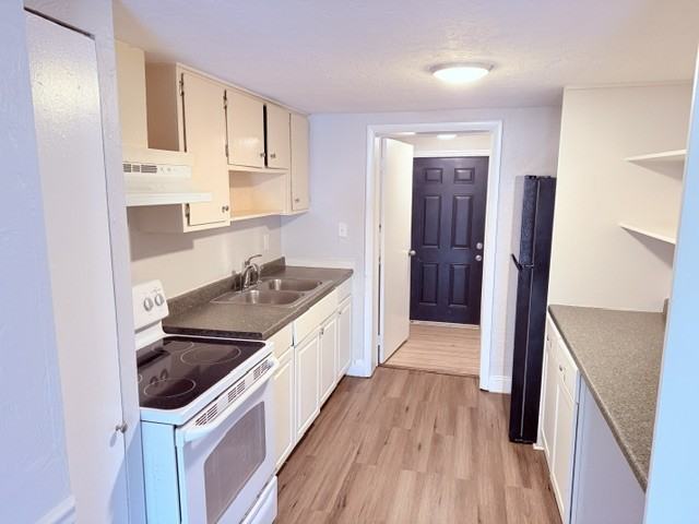 2200 Se 46th Ter #NA - Photo 3 of 9