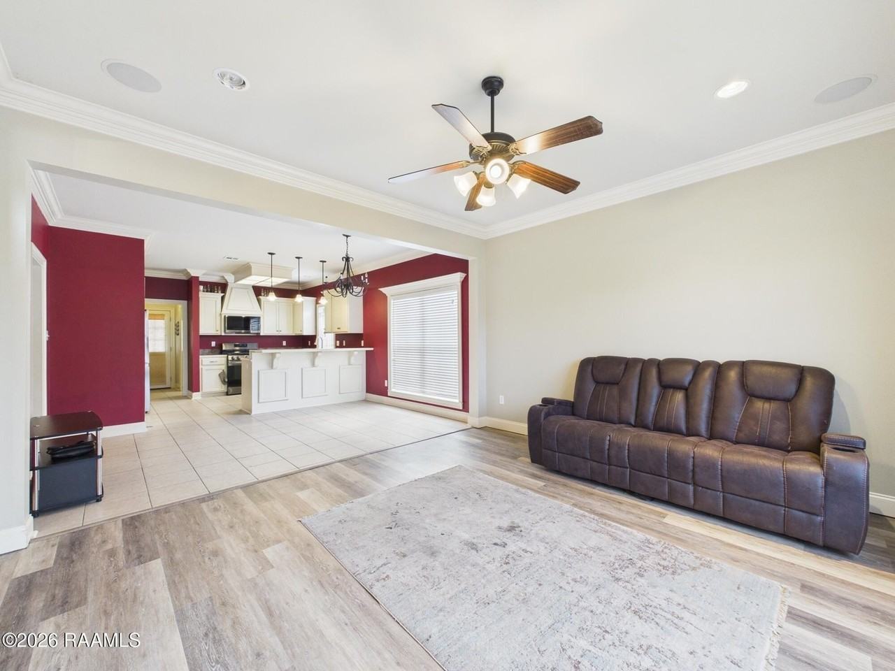 104 Cadet Ln - Photo 6 of 32