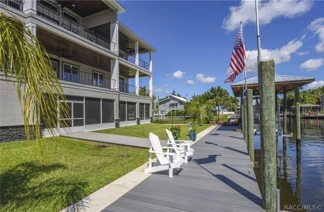 1345 Nw 20th Ave - Photo 3 of 40