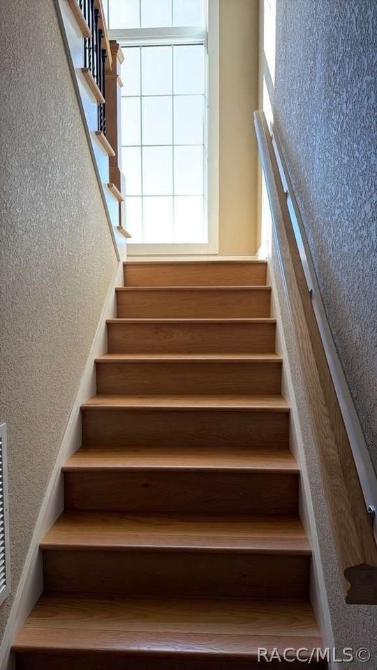 1345 Nw 20th Ave - Photo 6 of 40