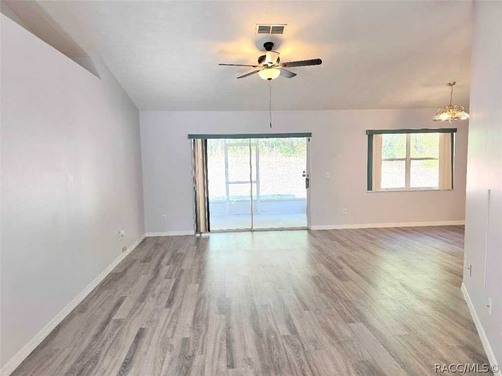 8529 N Titleist Dr - Photo 2 of 27