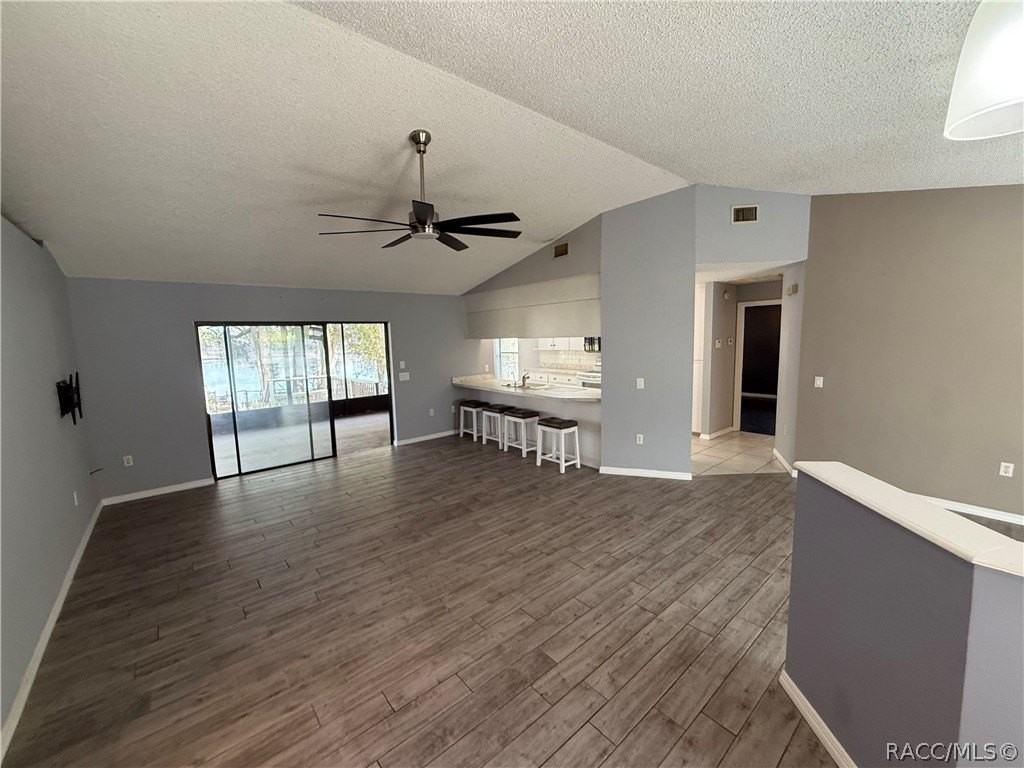 2235 W Springlake Dr - Photo 3 of 50