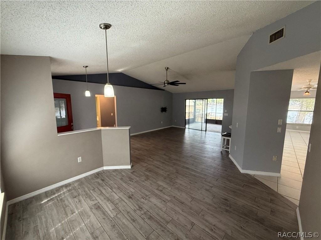 2235 W Springlake Dr - Photo 5 of 50