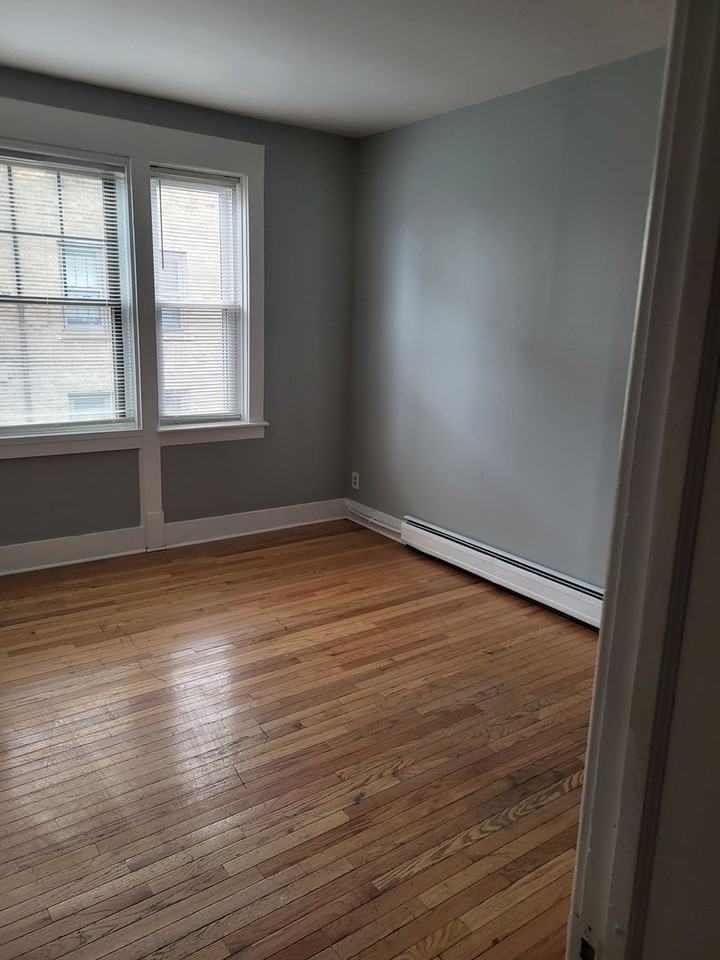 216-226 Pearl Street - Photo 2 of 16