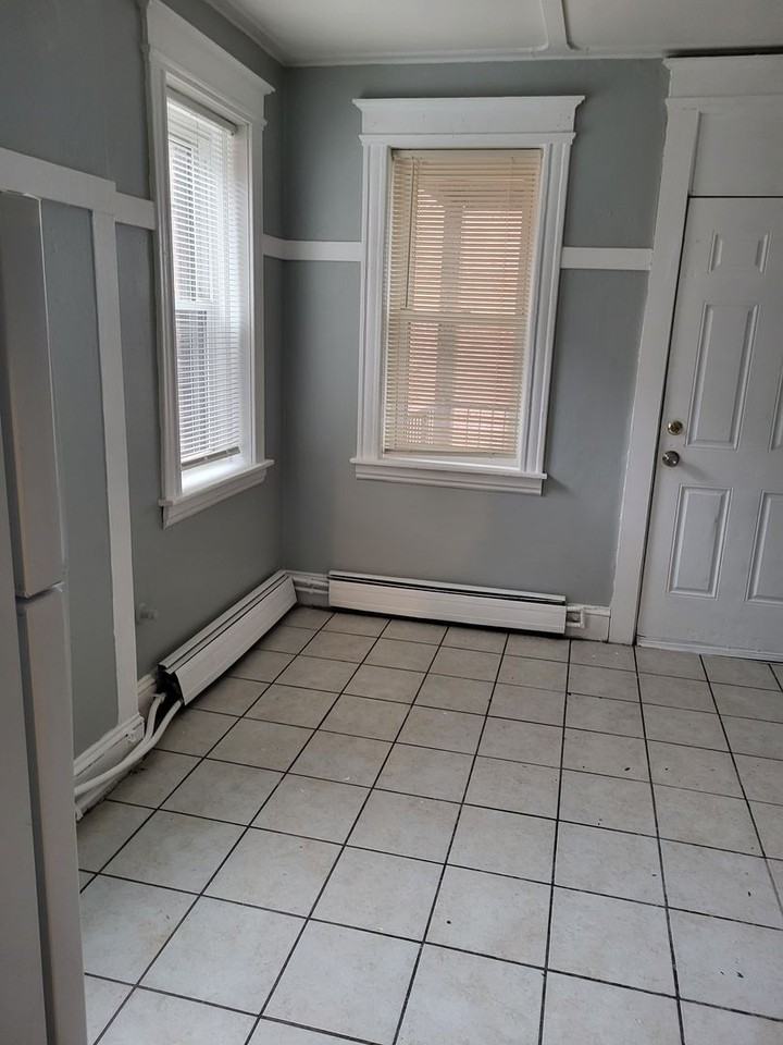 216-226 Pearl Street - Photo 2 of 14