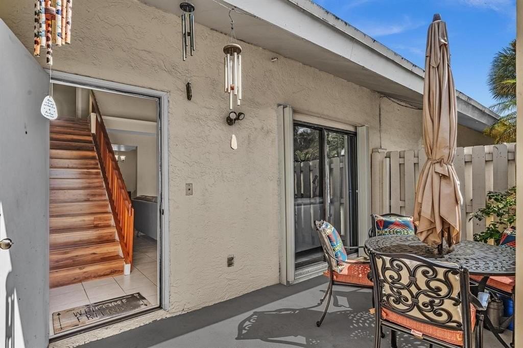 10240 Nw 33rd Pl - Photo 2 of 44