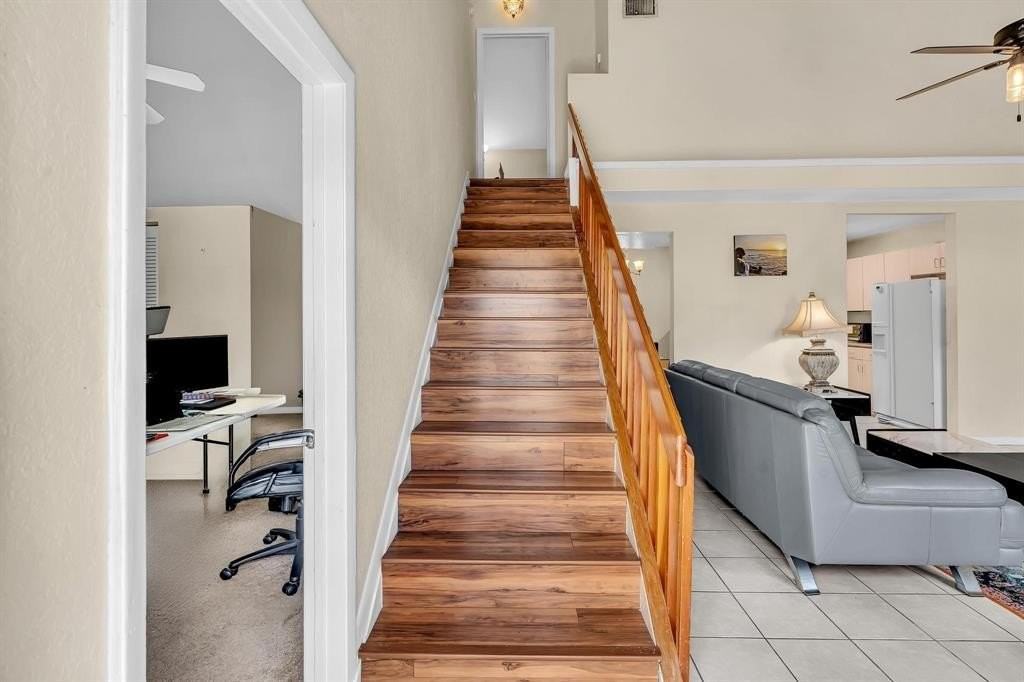 10240 Nw 33rd Pl - Photo 3 of 44