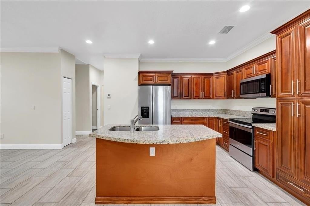 306 N 18th Ct #2 - Photo 4 of 14