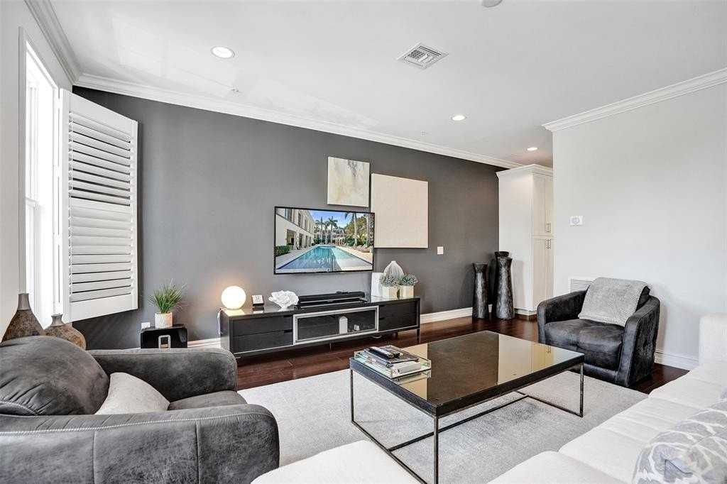 381 E Cannery Row Cir - Photo 5 of 50