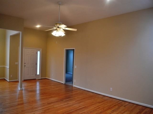 6 E Fairgate Ct - Photo 3 of 15