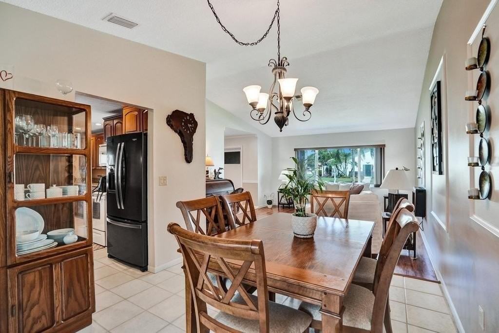 7629 Sunflower Dr - Photo 7 of 34