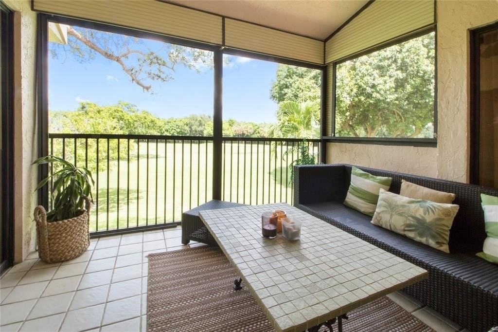 17364 Boca Club Blvd #503 - Photo 3 of 25