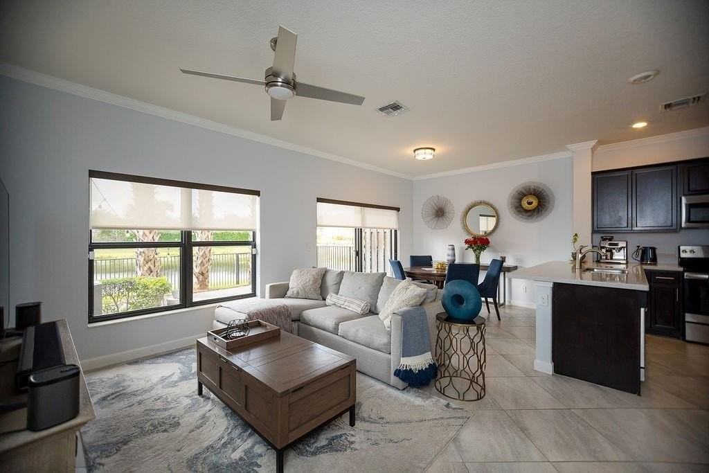 6115 Bangalow Dr - Photo 4 of 28