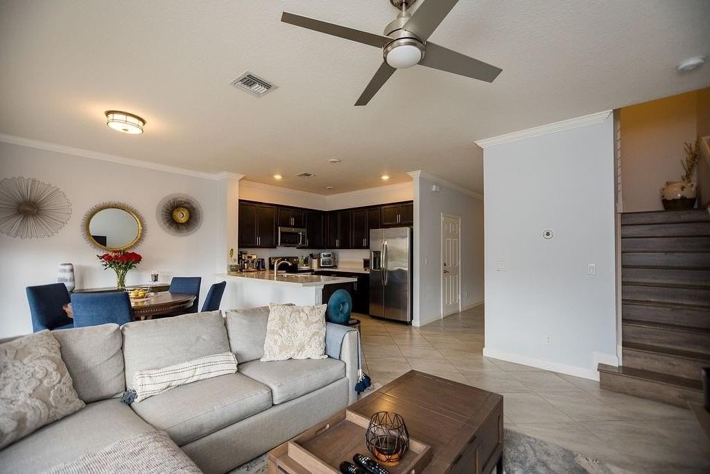 6115 Bangalow Dr - Photo 5 of 28