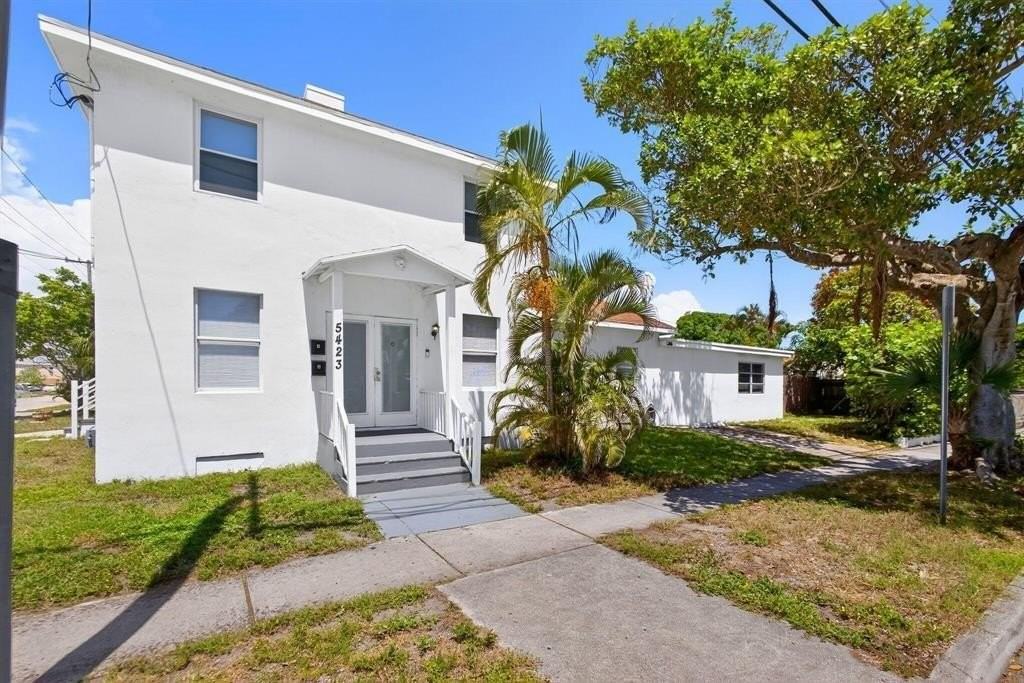 5423 Garden Ave #1 - Photo 2 of 16