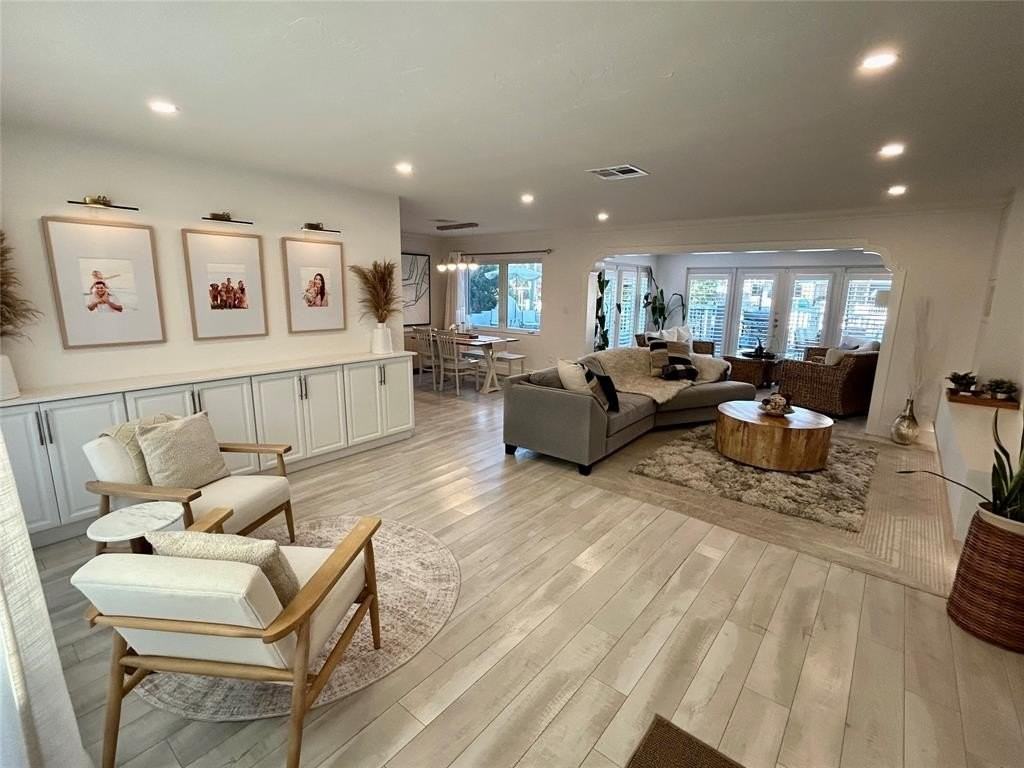 1473 Ne 53rd Ct - Photo 4 of 30